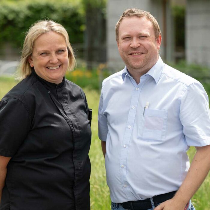 Pflegeheim St. Josef Schruns - Portrait Annette Roschitz Und Manuel Leichtfried - Foto: Serra